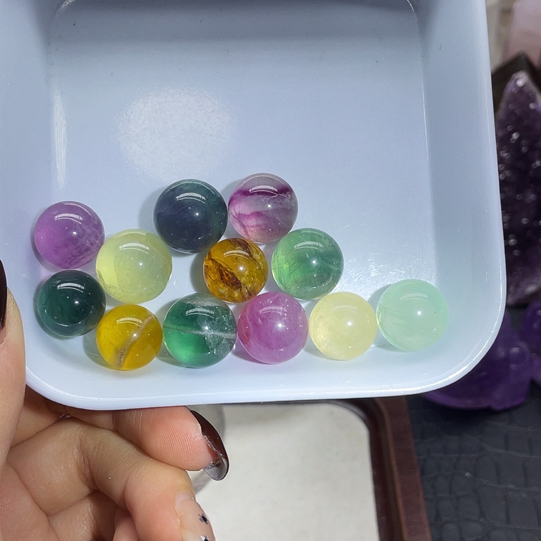 珠宝半成品未镶嵌水晶3莹石小球一盘