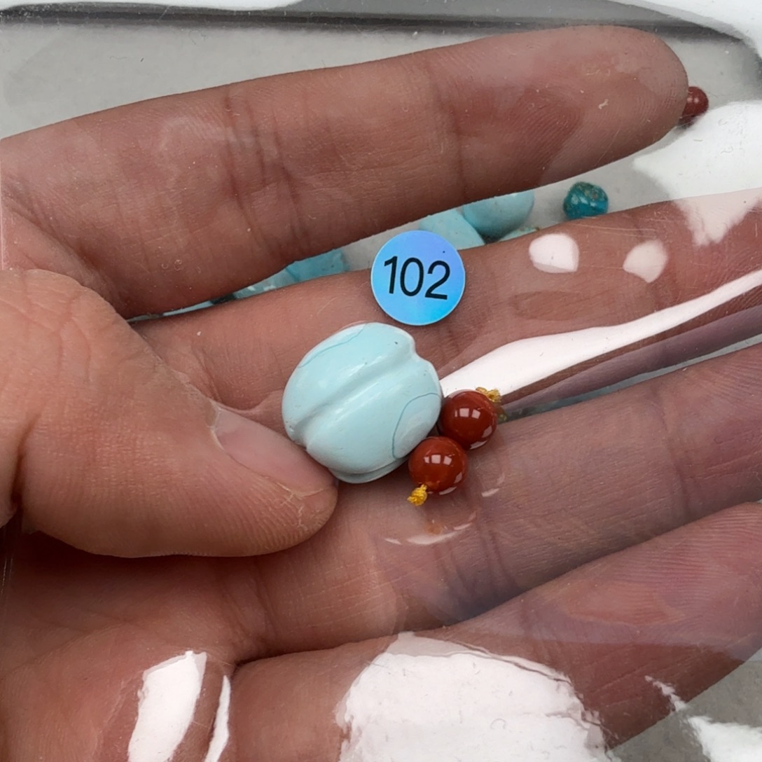 南红玛瑙未镶嵌珠宝奇石