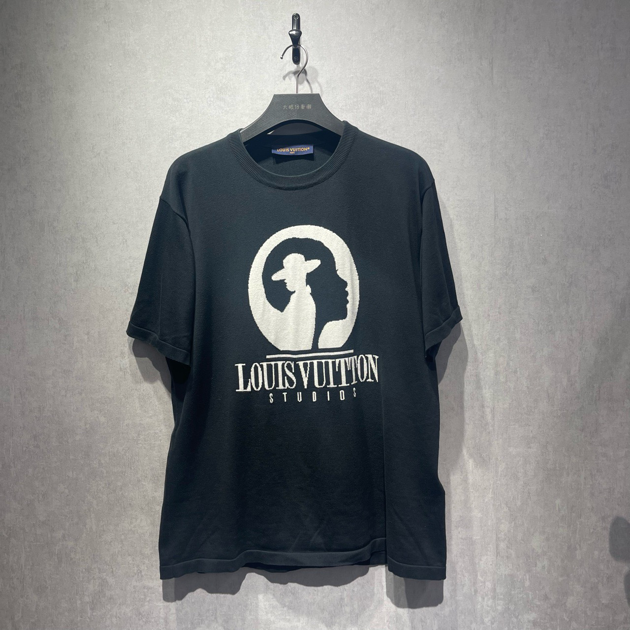 99新 LV 路易威登 字母人物图案圆领针织短袖/XXL码/8850