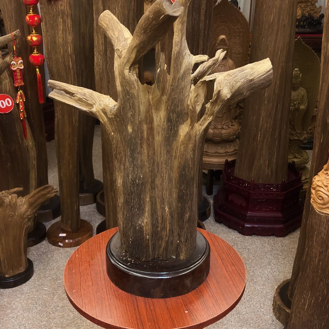 沉香摆件马*沉香摆件➕底座