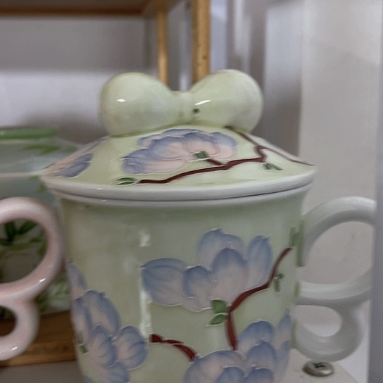 手绘高温釉下彩陶瓷