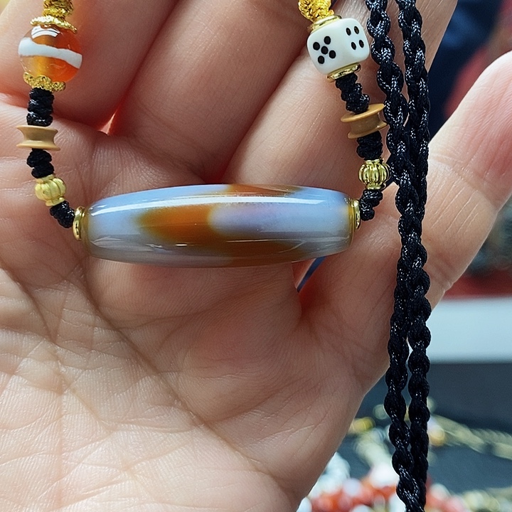 玛瑙/玉髓颈饰合金