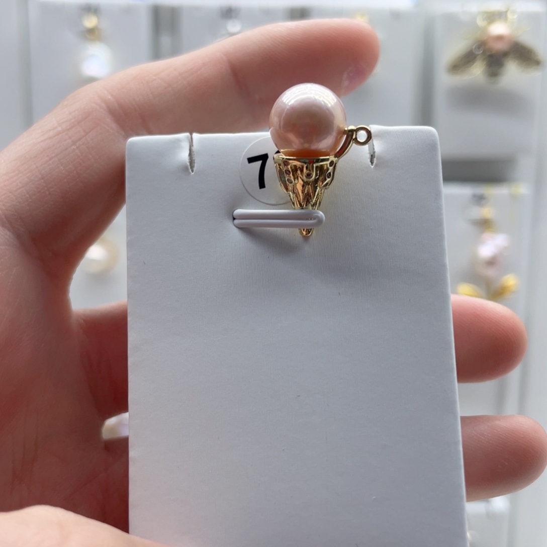 合金淡水珍珠颈饰