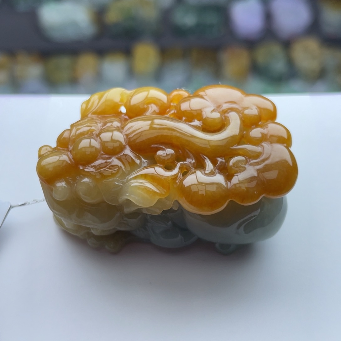 翡翠颈饰未镶嵌貔貅