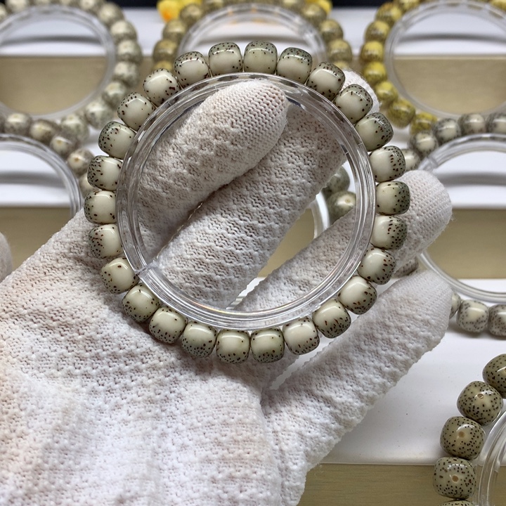 ****z手串星月菩提河豚9/8