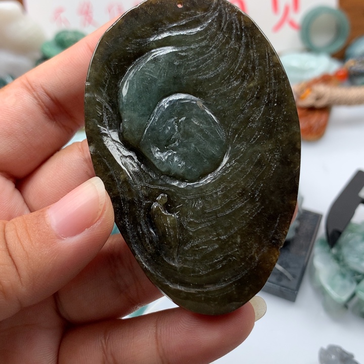 翡翠颈饰未镶嵌保真天然A货翡翠