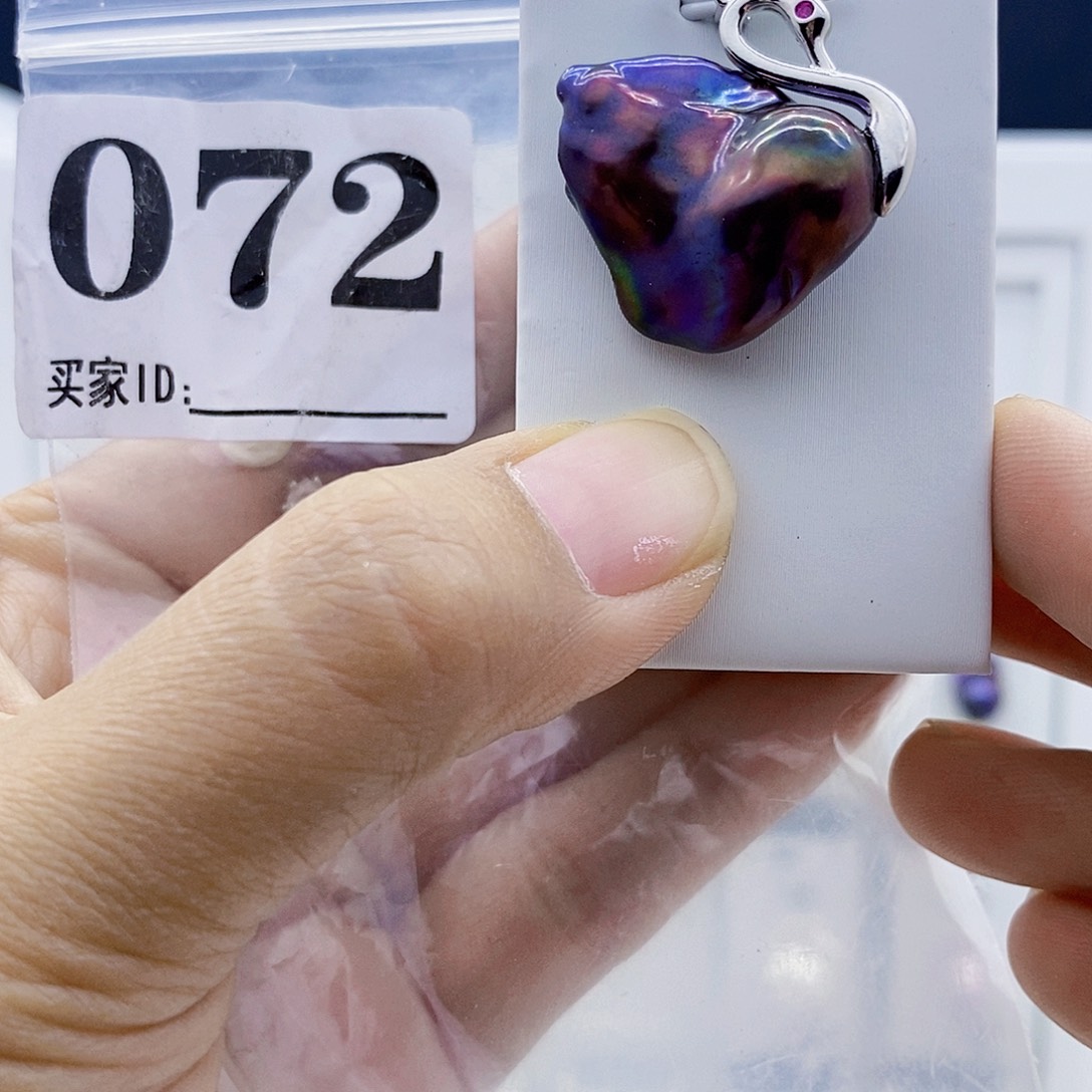 颈饰钛钢淡水珍珠