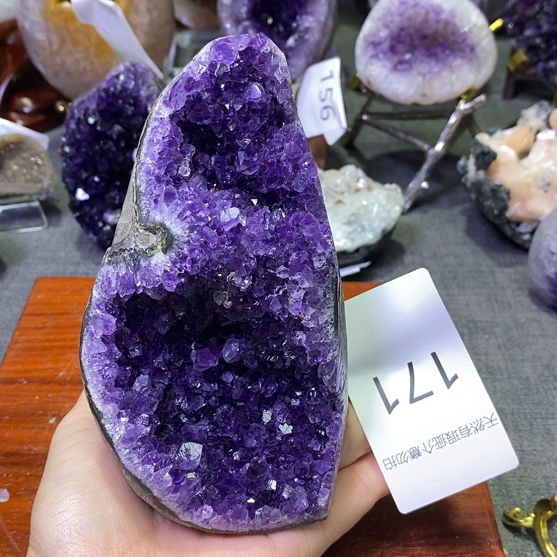 未镶嵌紫晶珠宝半成品