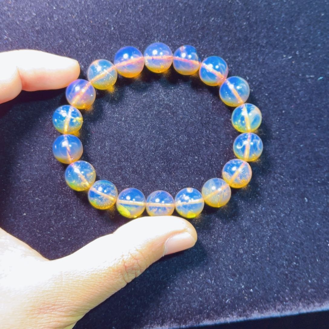 琥珀裸石未镶嵌琥珀