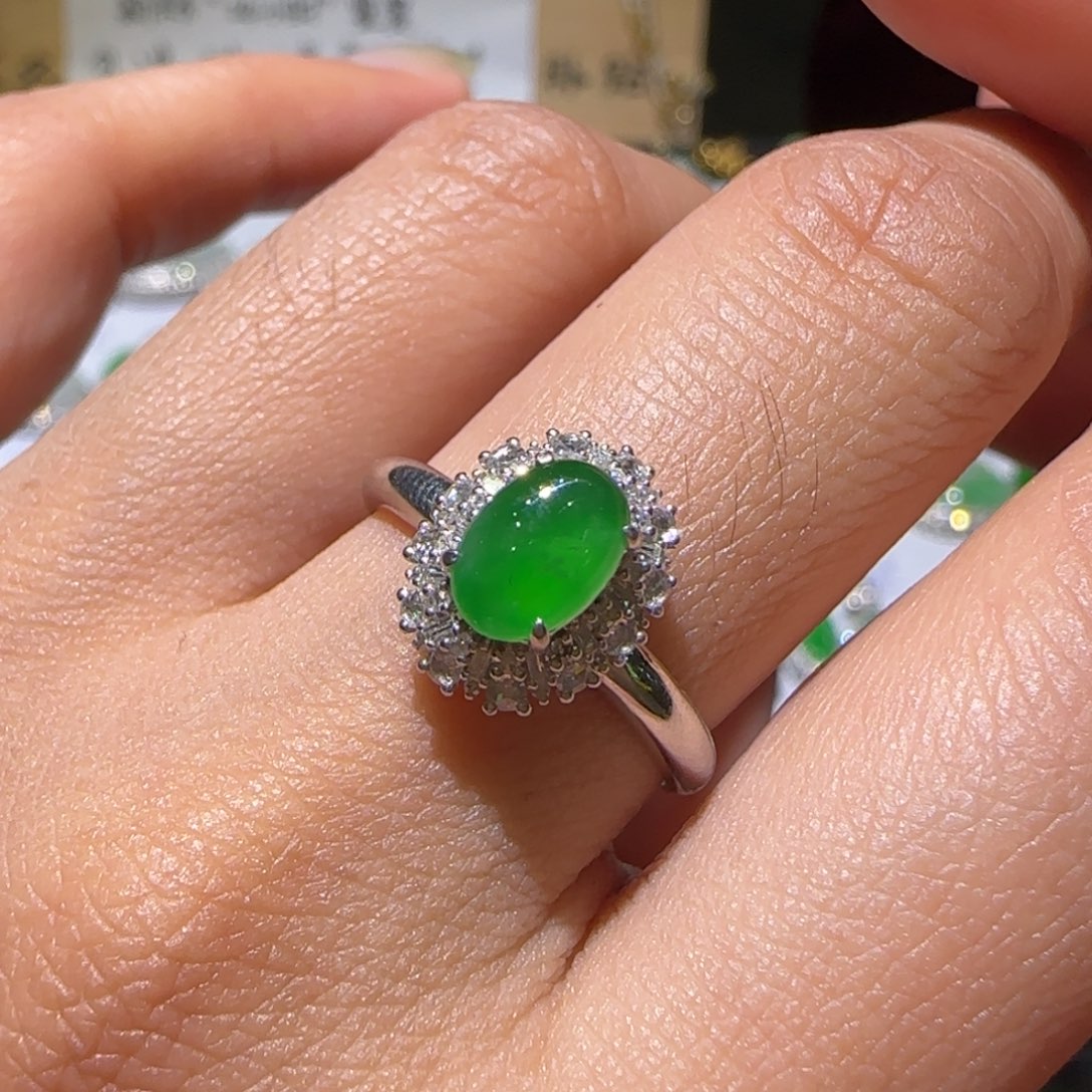 【闪购商品】翡翠戒指18K金镶嵌天然