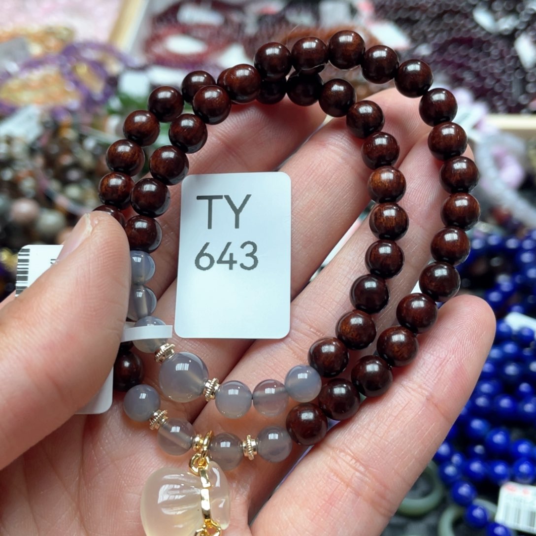 水晶多样性发一只未镶嵌