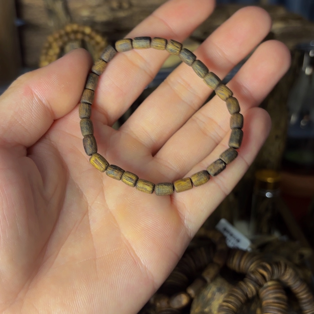 沉香碎屑沉香0.4桶珠