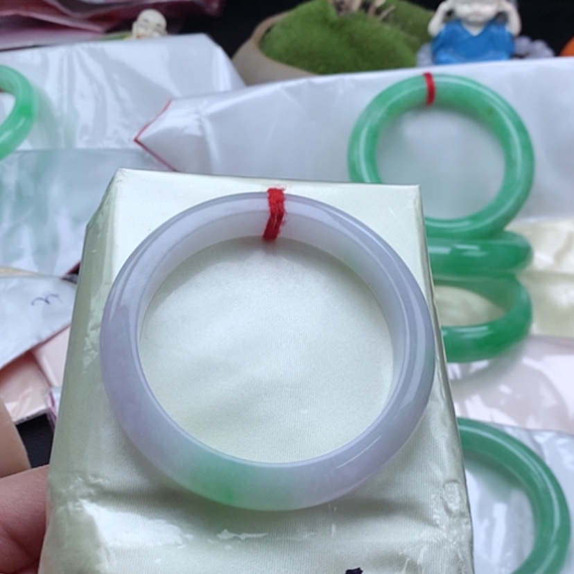 【闪购商品】翡翠手镯未镶嵌58正