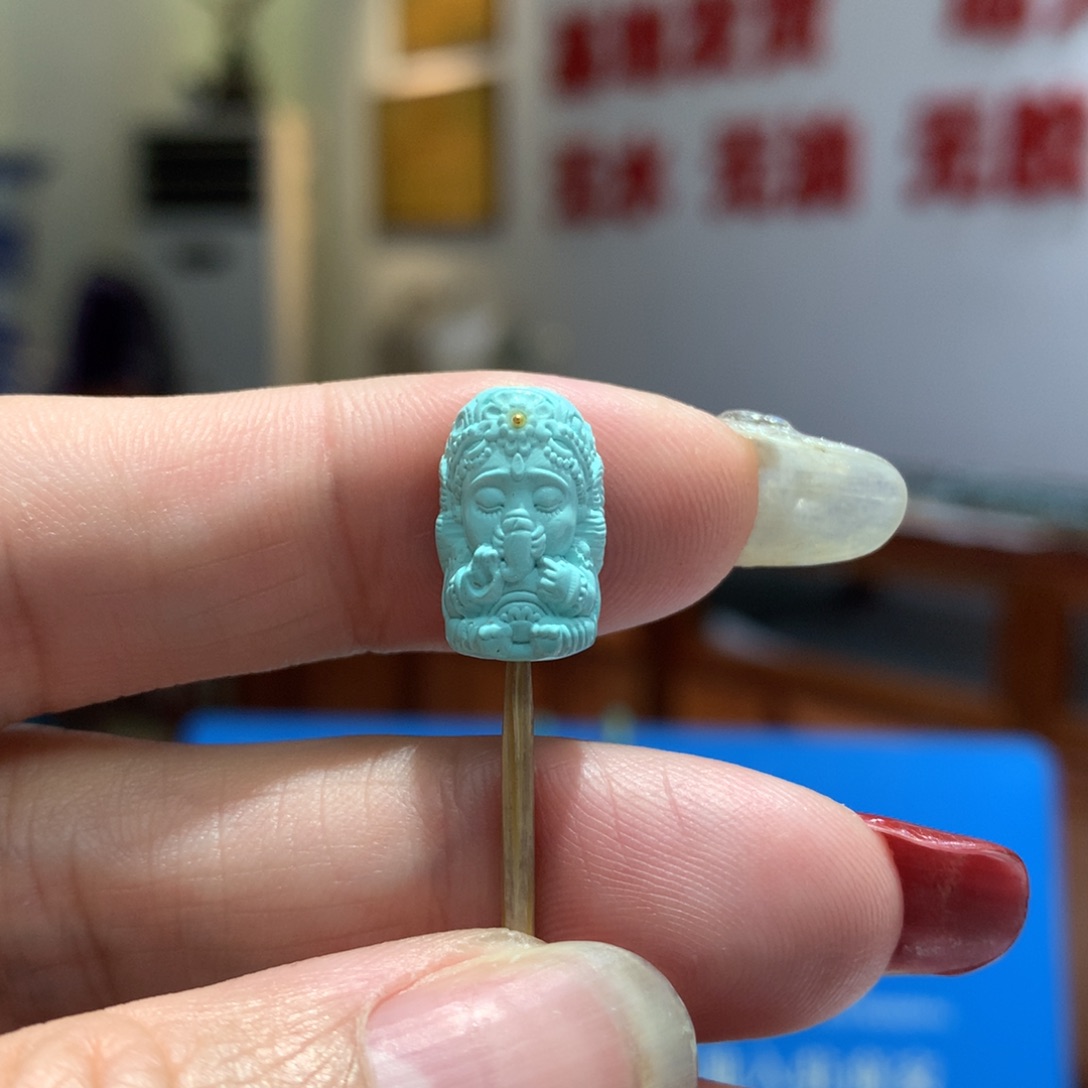 绿松石配饰未镶嵌