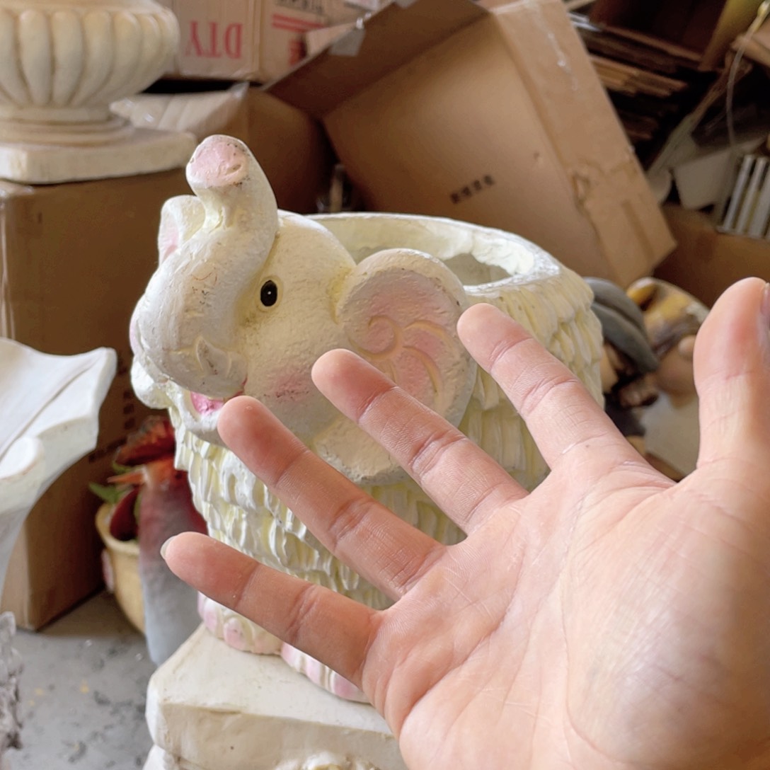 【闪购商品】氧化镁大号奶油大象盆