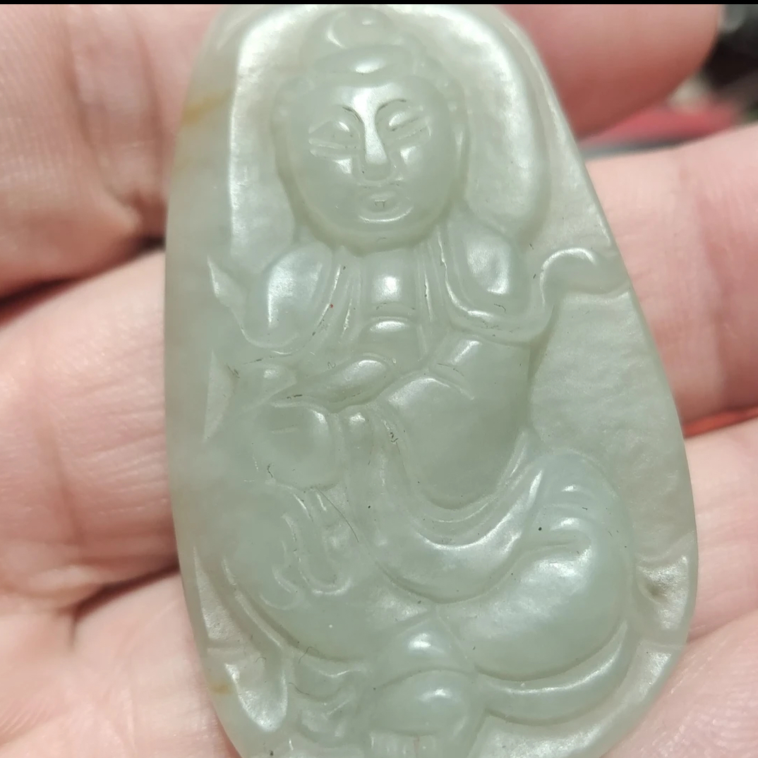 白玉带皮观音菩萨男女款挂件玉石玉