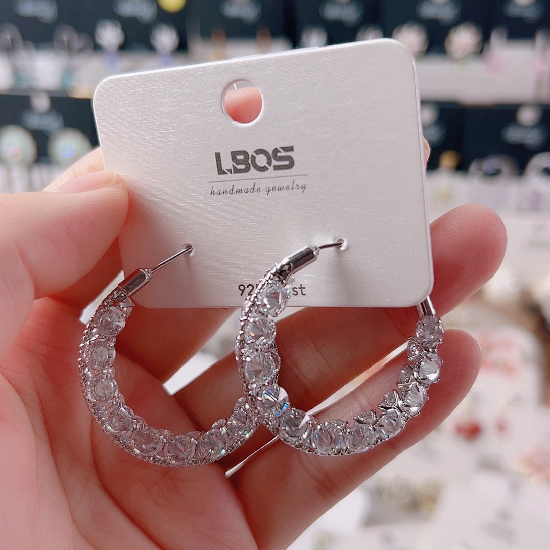 锆石纯铜合金耳环的