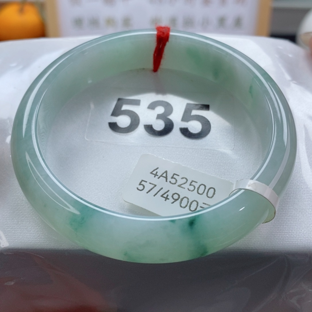 翡翠手镯未镶嵌天然A货翡翠手镯