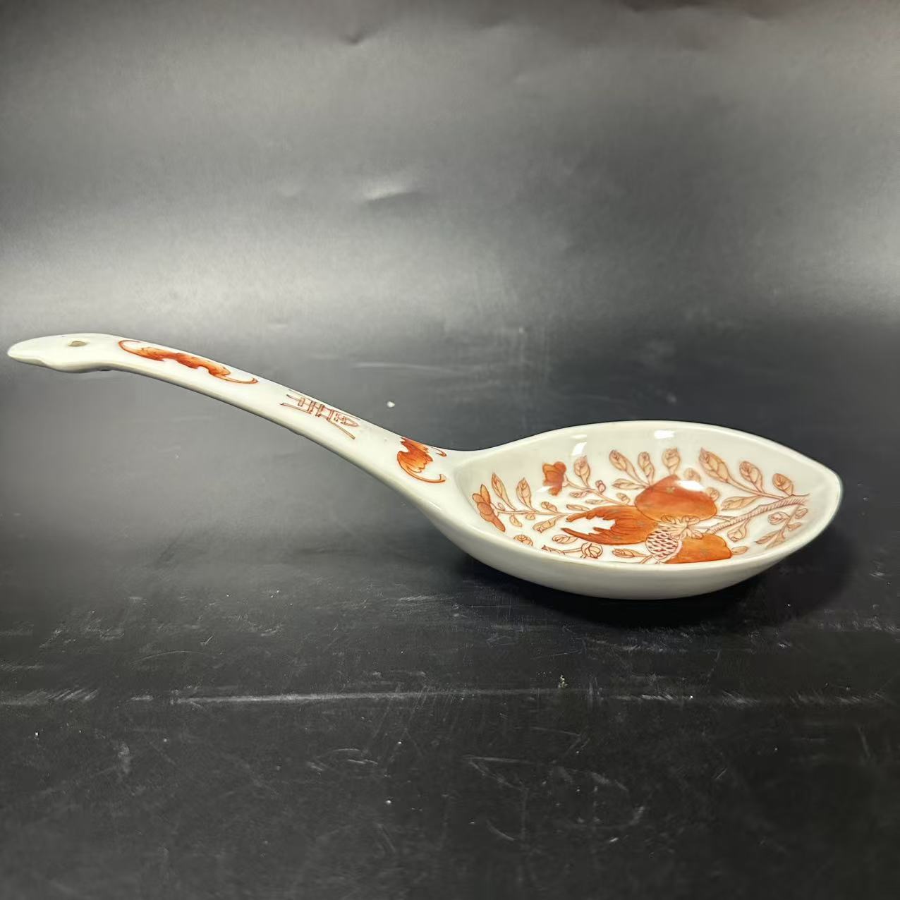 DS276 清嘉庆 矾红三多大勺 宽8cm 长13cm