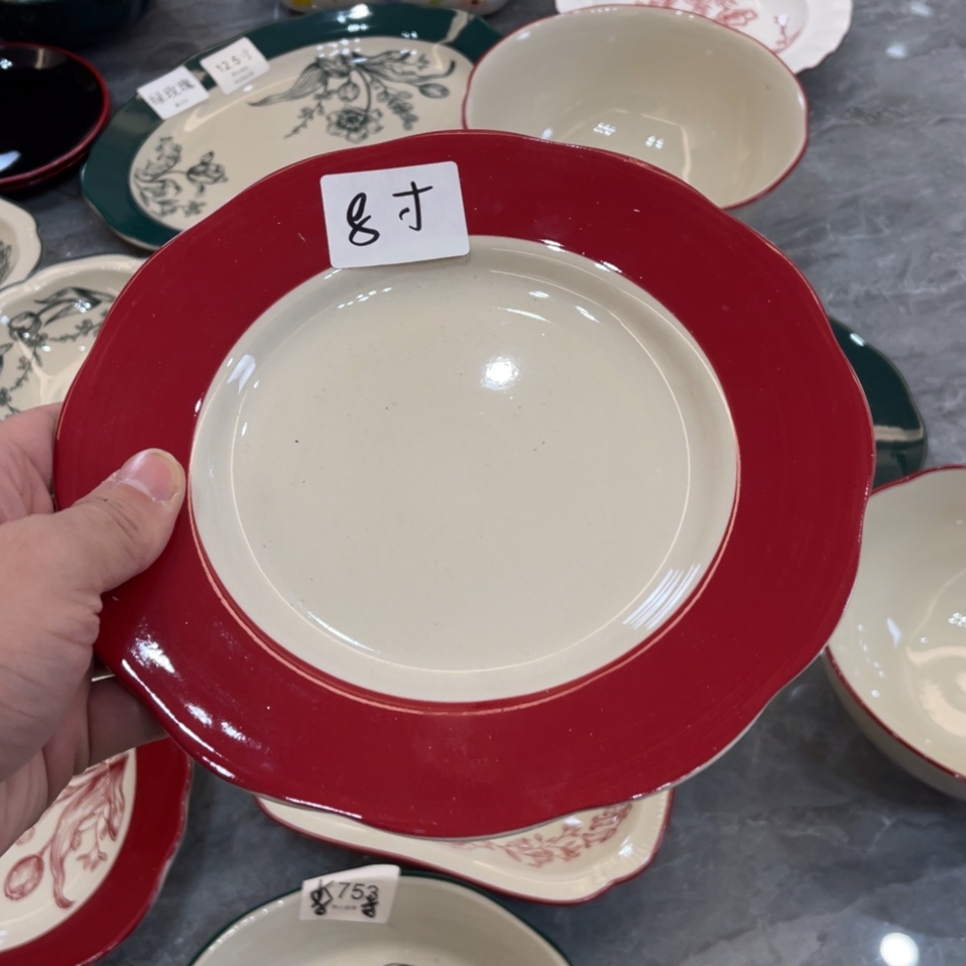 陶瓷微瑕餐具介意勿拍，满18飞！