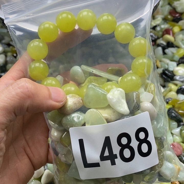 蛇纹石玉鱼缸石未镶嵌