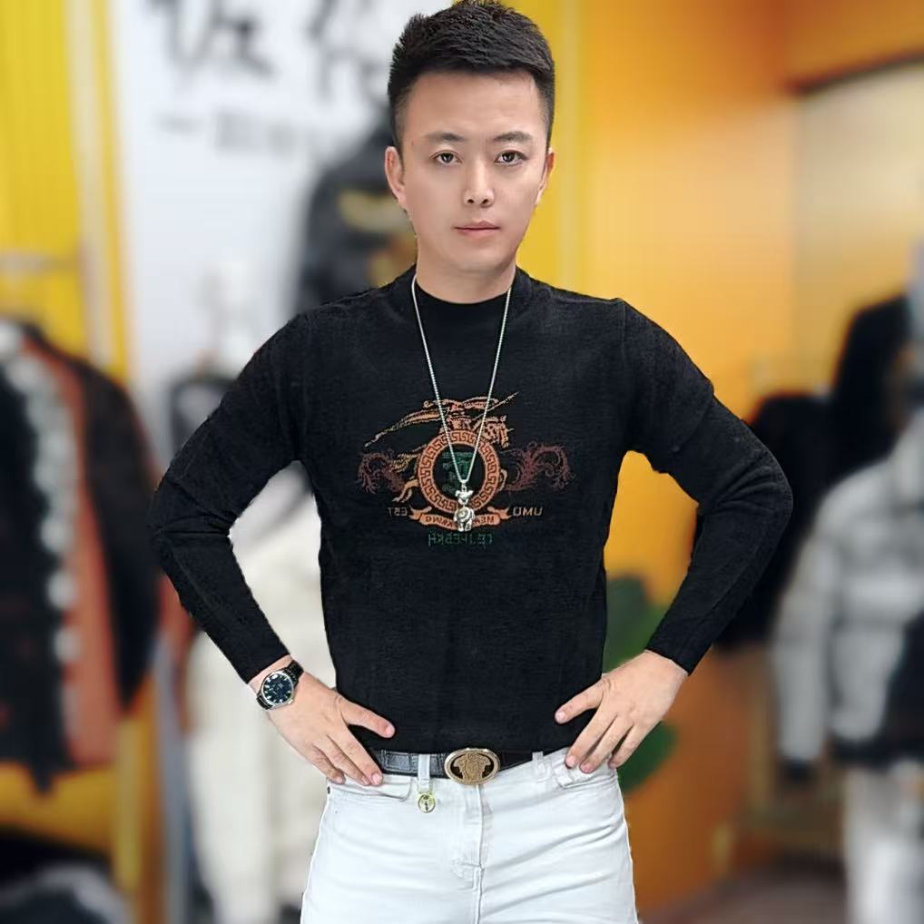 620冬季新款时尚男士提花修身长袖保暖针织毛衣