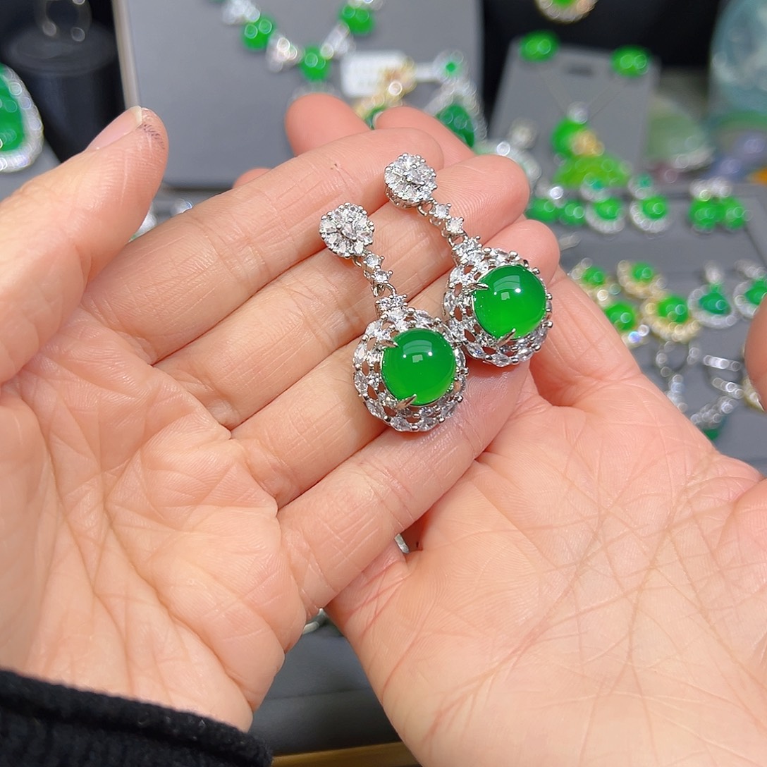 玛瑙/玉髓合金颈饰