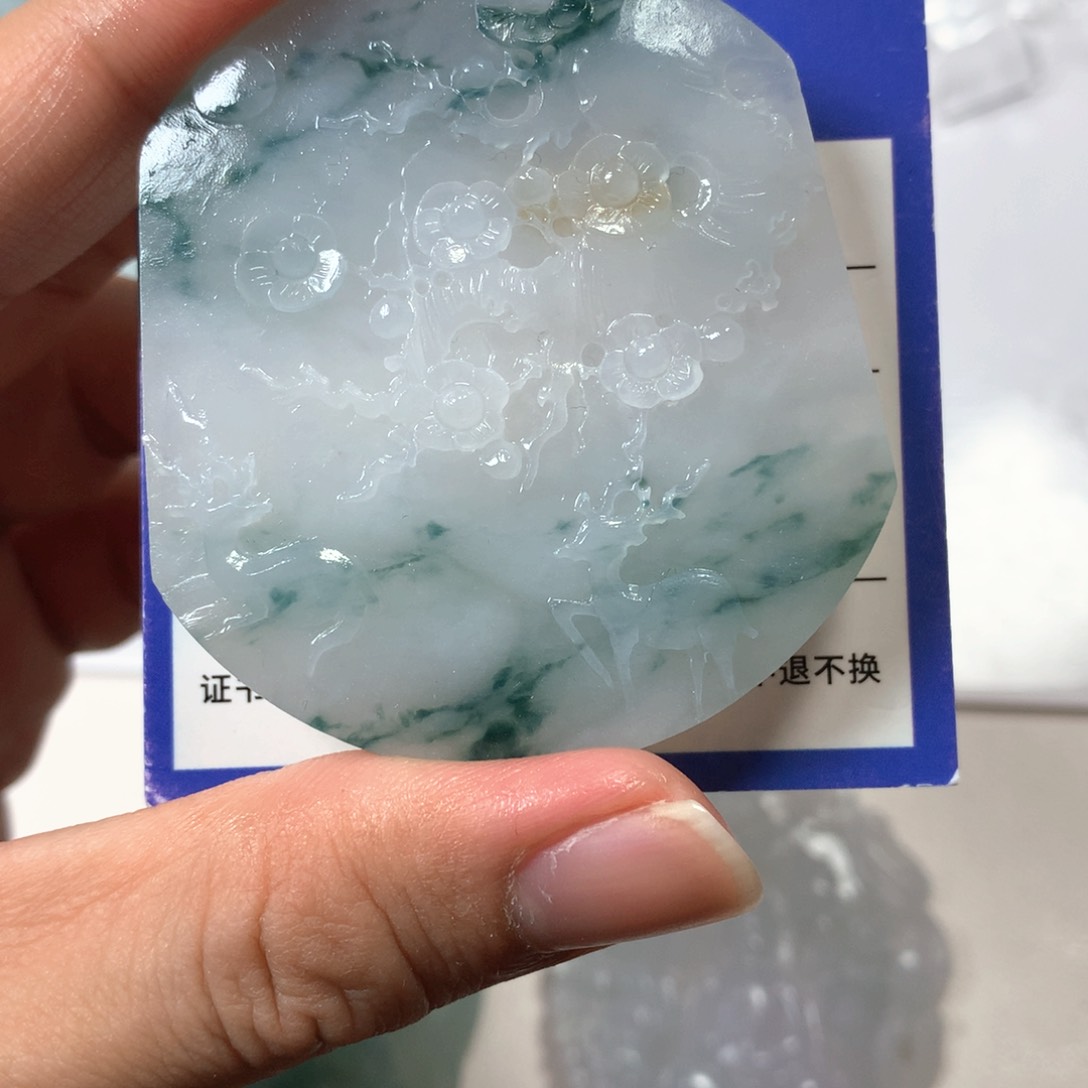 定制翡翠未镶嵌吊坠