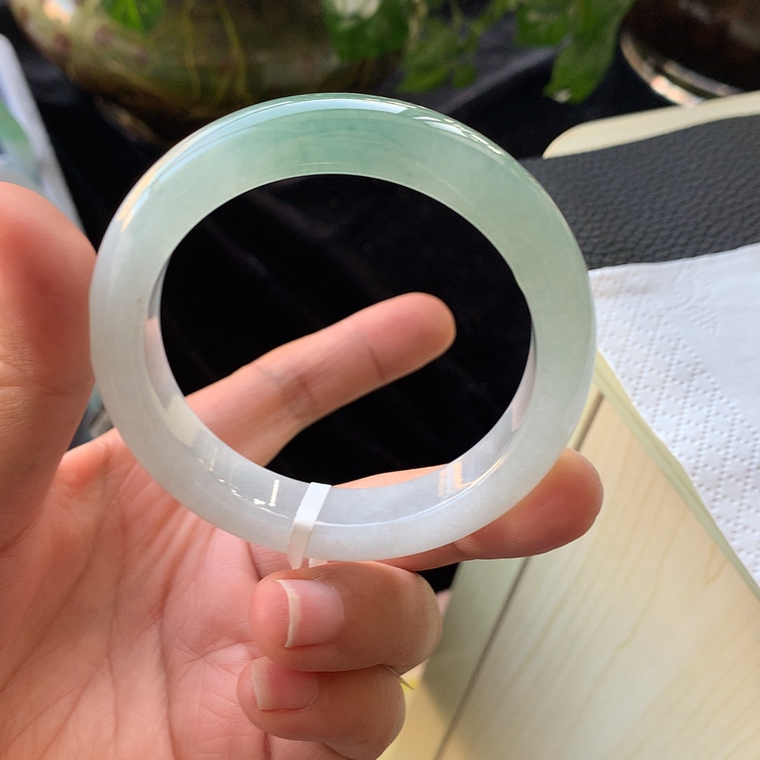 翡翠未镶嵌手镯8号