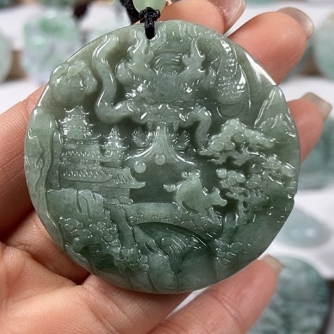 翡翠颈饰未镶嵌龙行天下福利