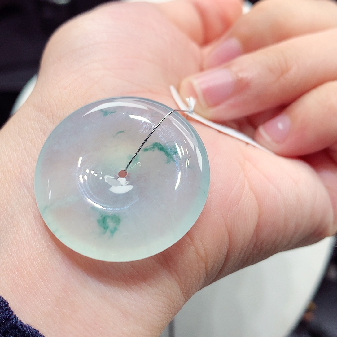 翡翠未镶嵌颈饰编号114，29.9/5.6