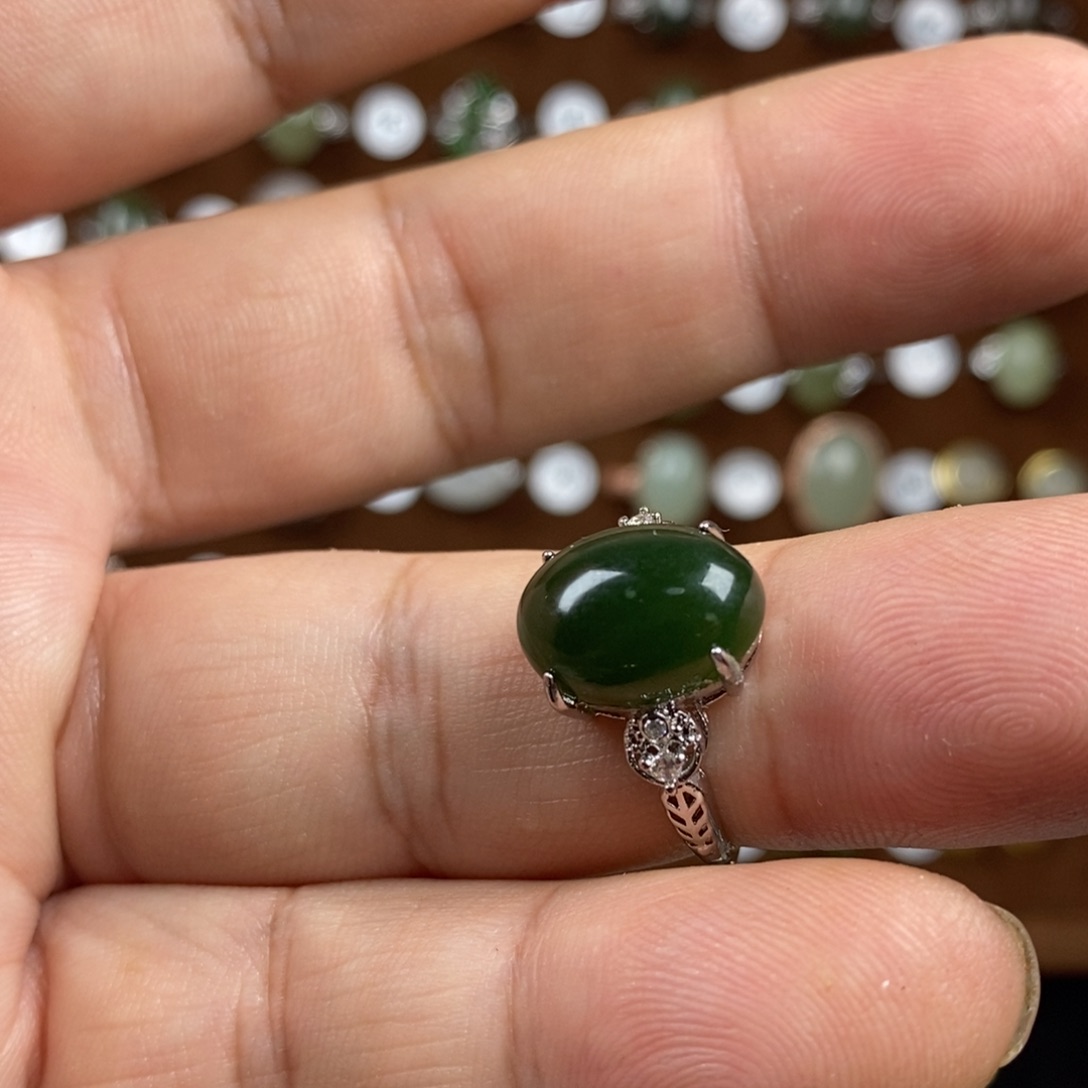 和田玉（碧玉）戒指合金