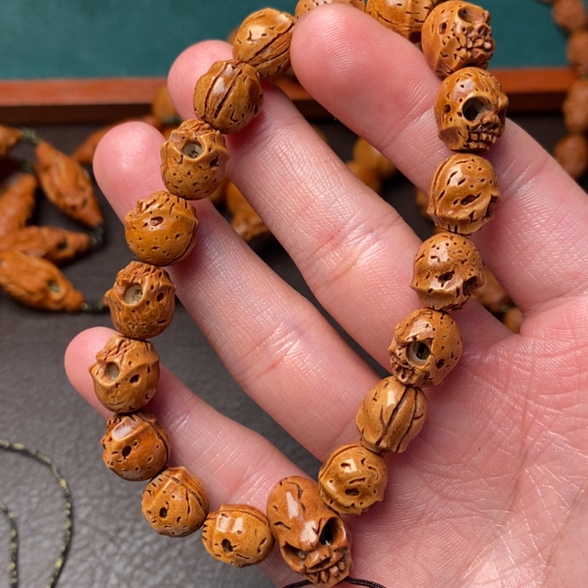 【闪购商品】橄榄核吊坠橄榄核