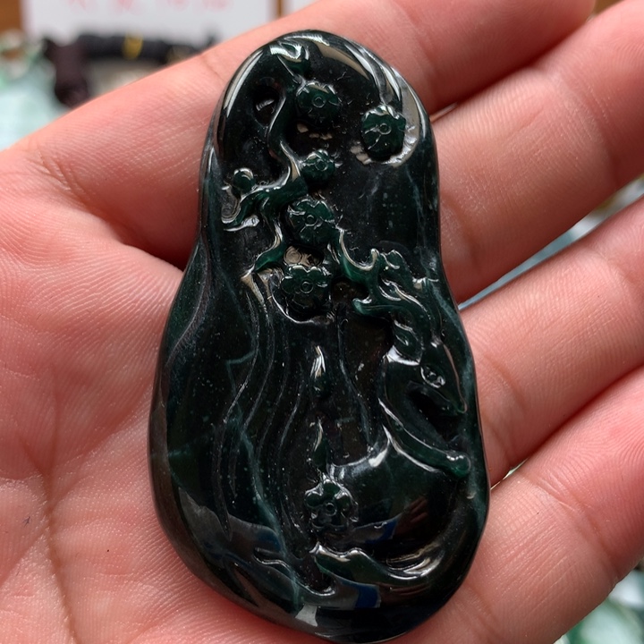 翡翠颈饰未镶嵌保真天然a货翡翠