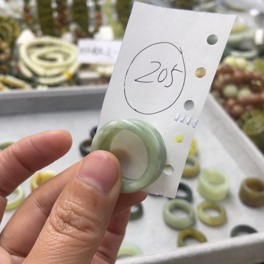 蛇纹石玉手链未镶嵌