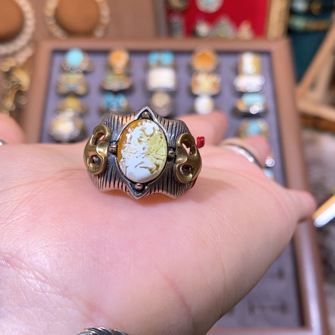 琥珀戒指银S925镶嵌芭**选戒指