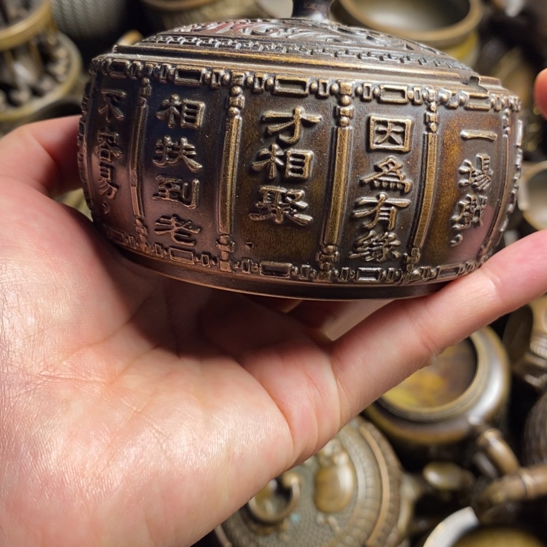 精美铜器做工精良