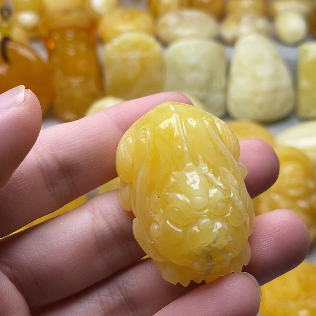 琥珀颈饰未镶嵌琥珀蜜蜡吊坠