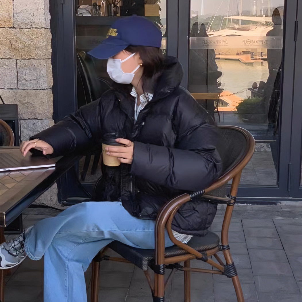 <达>宽松保暖女款短款时尚百搭立领鸭绒羽绒服