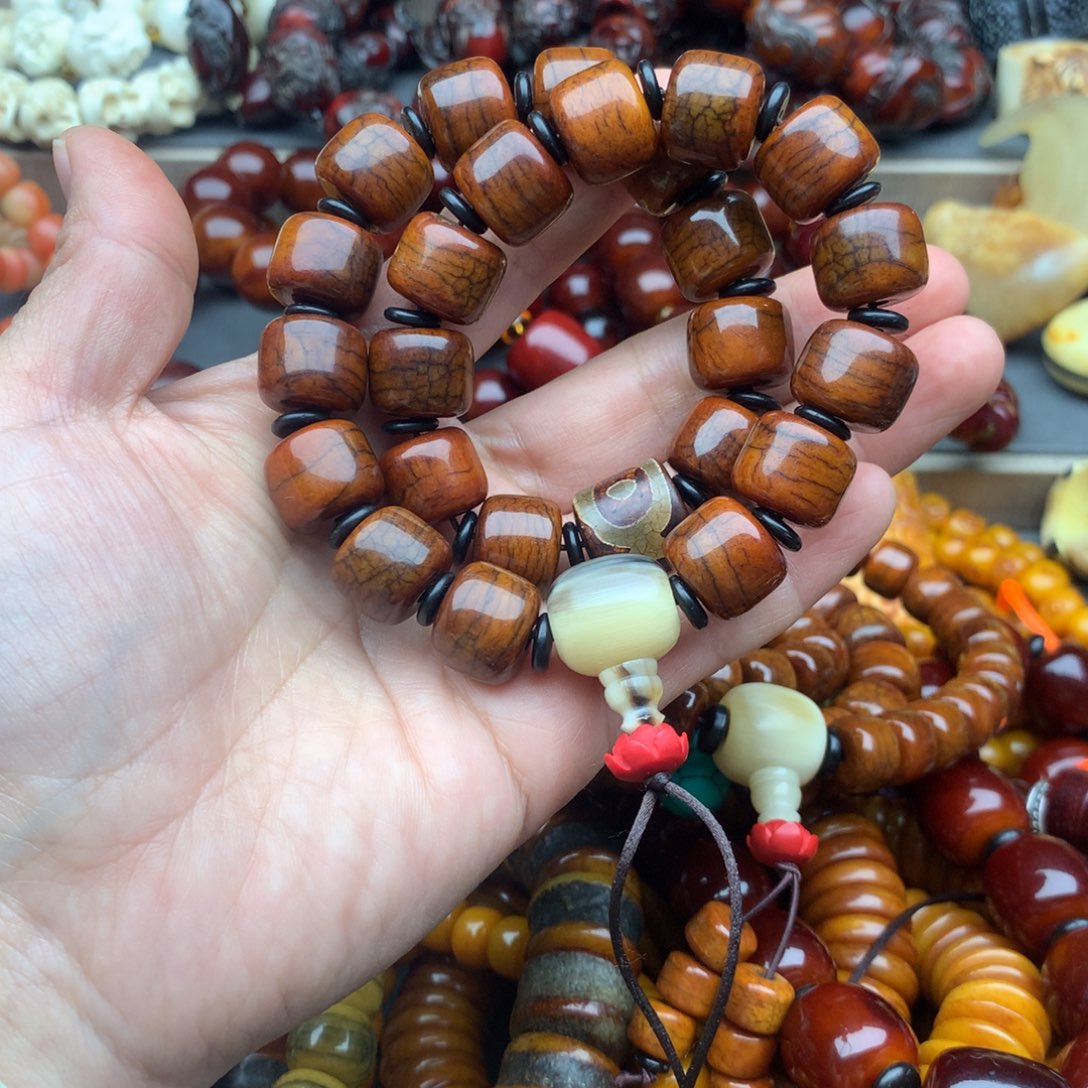 牛骨手串/手链t****1牛骨