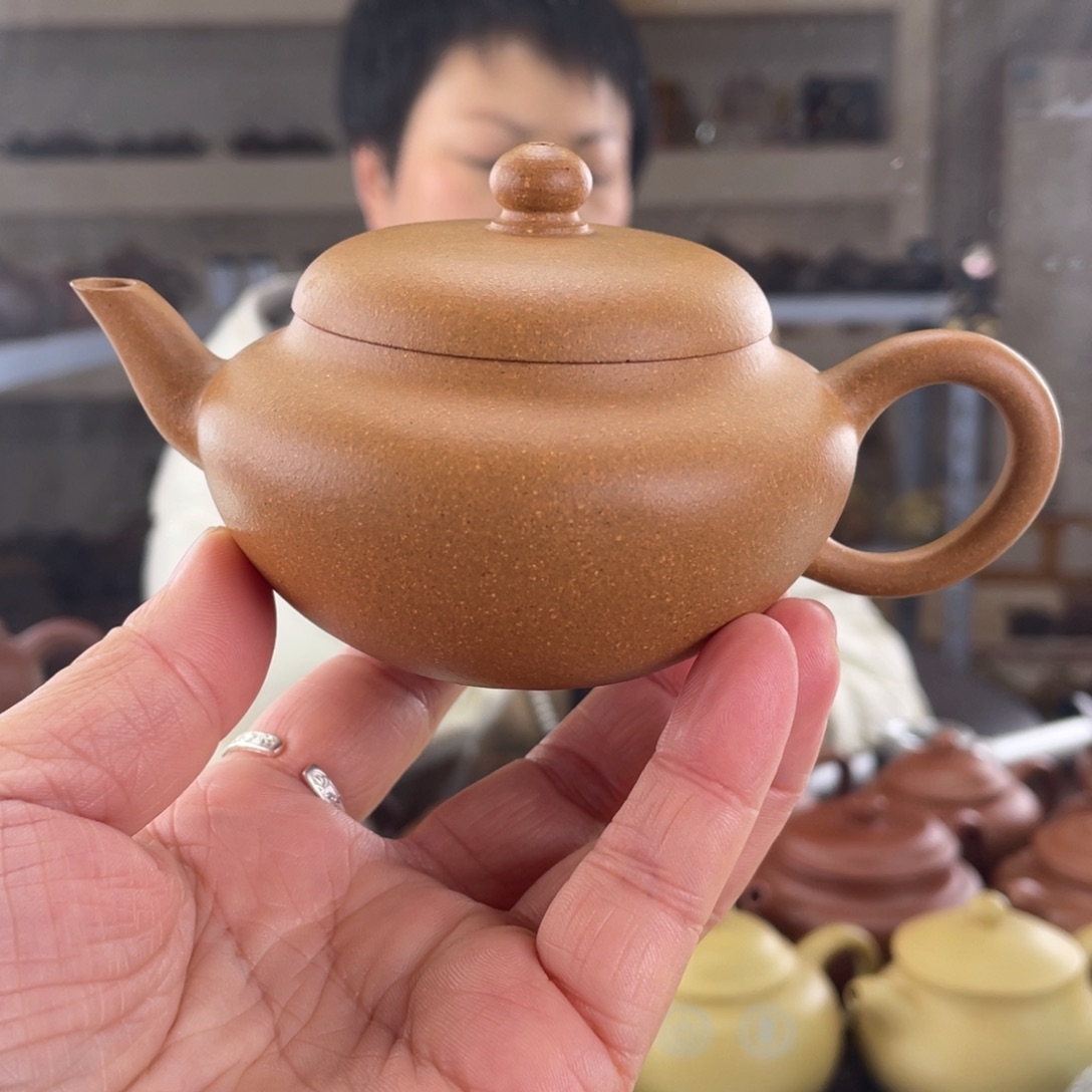茶壶紫砂金黄段扁灯150cc