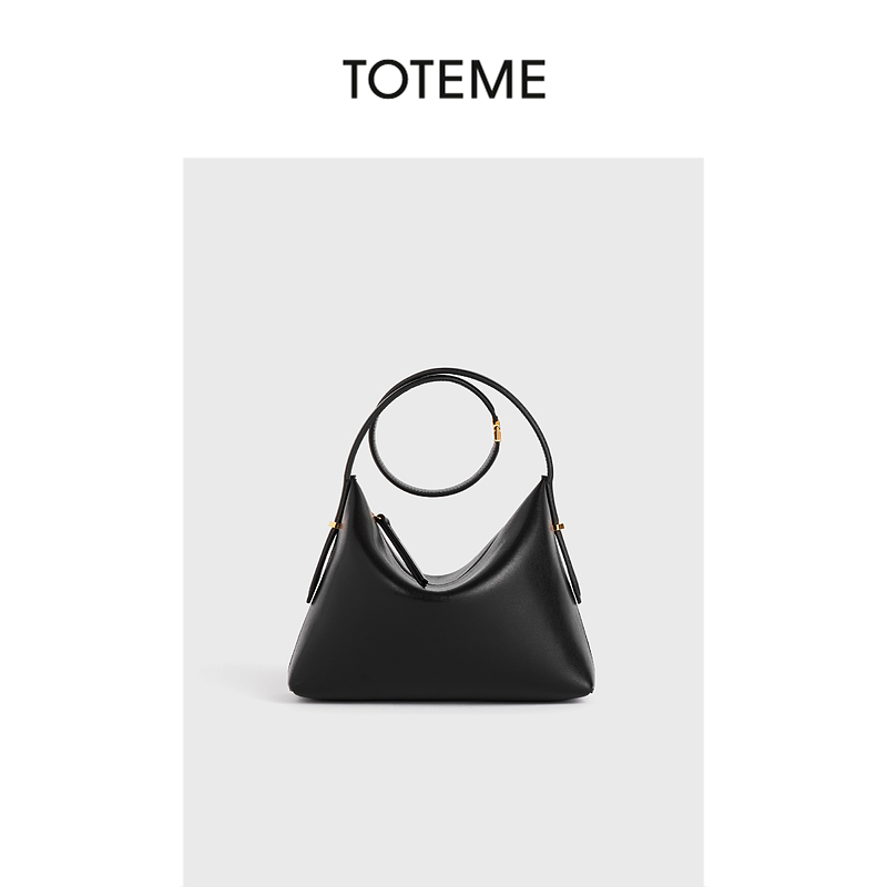 TOTEME女包黑色纹理感皮革斜角包