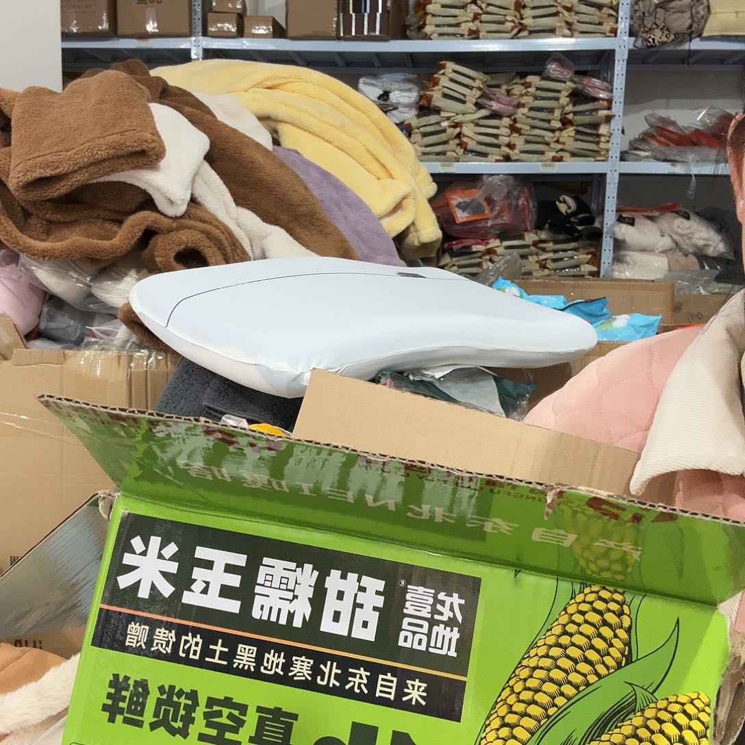 玉米到手一箱10根晶晶晶晶啦