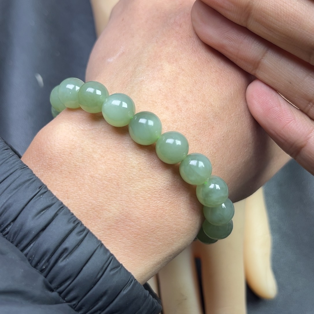 和田玉颈饰未镶嵌用****子多样性俄罗斯碧玉卡10