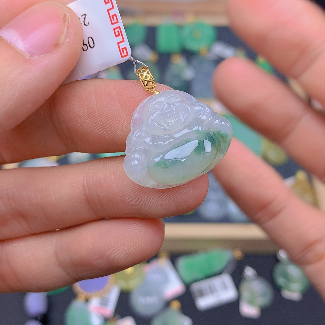 翡翠颈饰18K金镶嵌翡翠