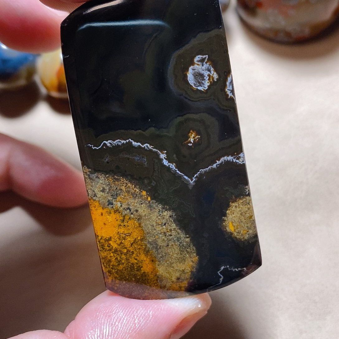 未镶嵌颈饰玛瑙/玉髓退**军