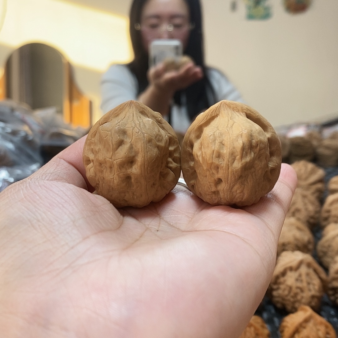 吊坠桃核古蟾34修
