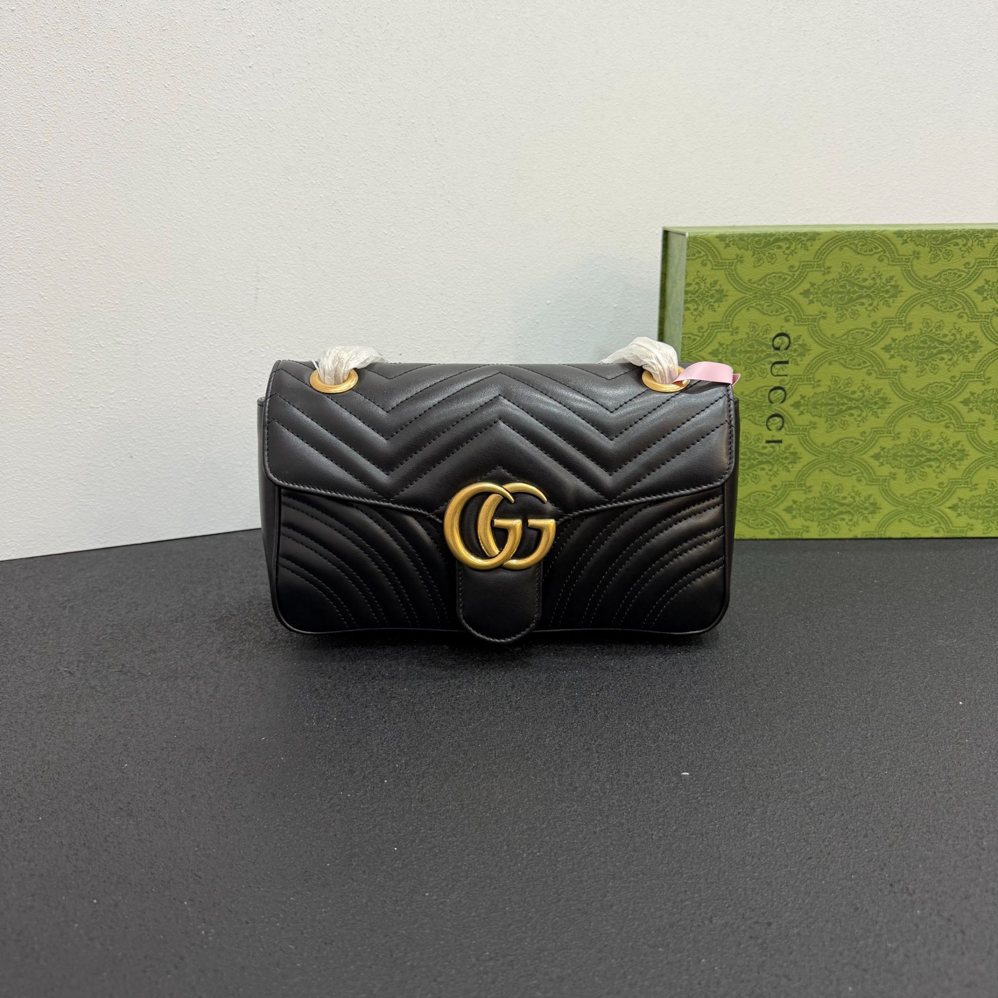 未使用 GUCCI/古驰 壹所奢品/GUCCI 马蒙26 黑金 闲置 单肩包中秋