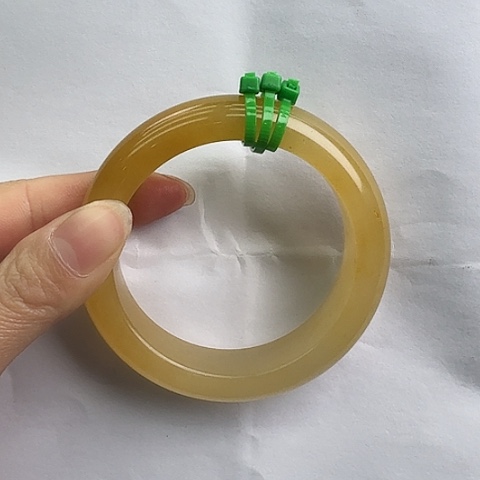石英质玉（黄龙玉）手镯未镶嵌