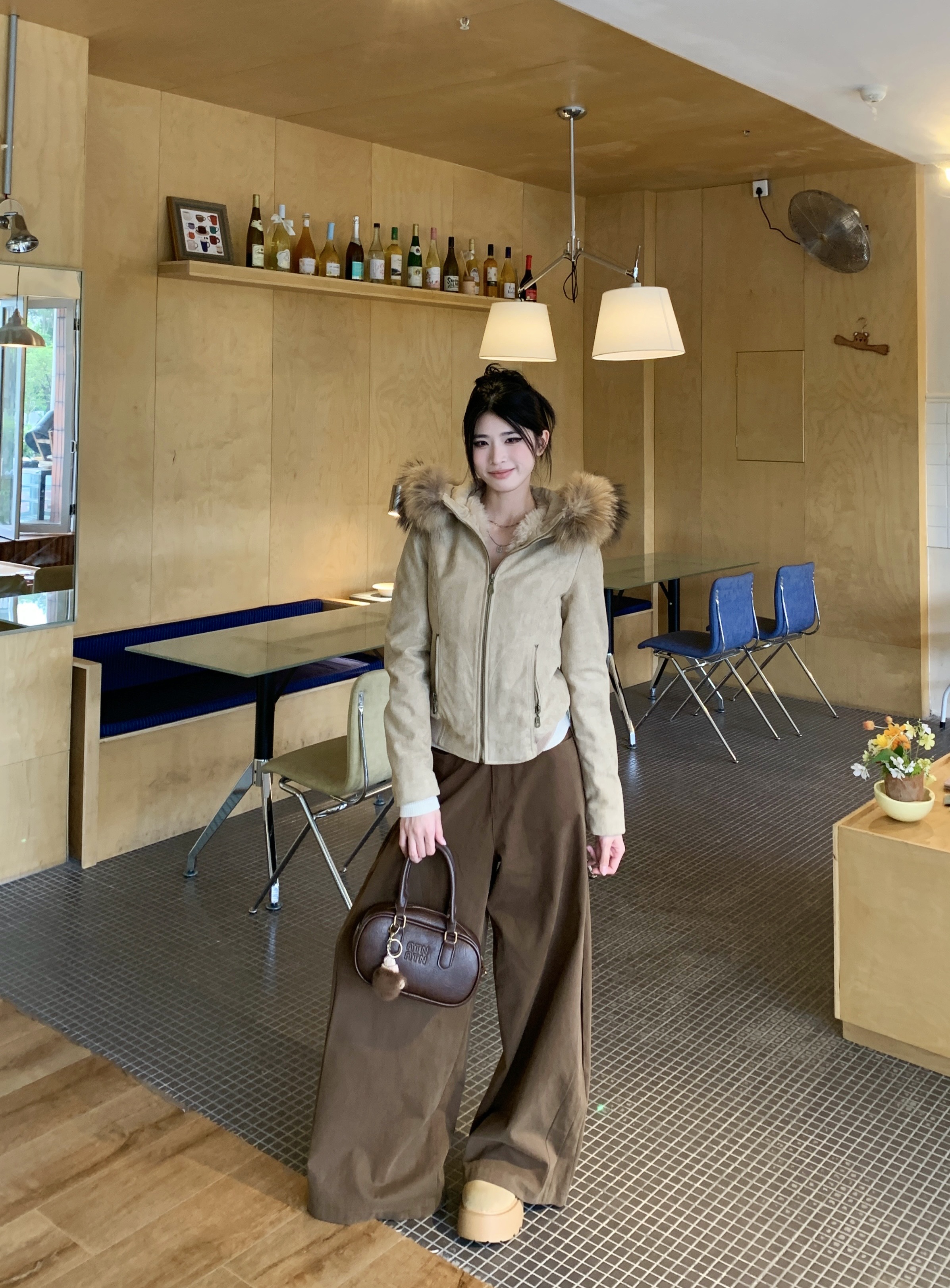 （卡布奇诺）时尚连帽毛领短外套保暖加绒秋冬新款女